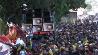 Video thumbnail of "Nueva Onda carnavales 2009 luis Wine my soca"