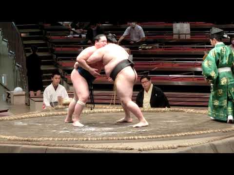 2020大相撲9月場所11日目 貴源治－錦富士 【現地映像】