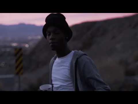 Sleduj Lil Mello - Stuck On Meds na YouTube