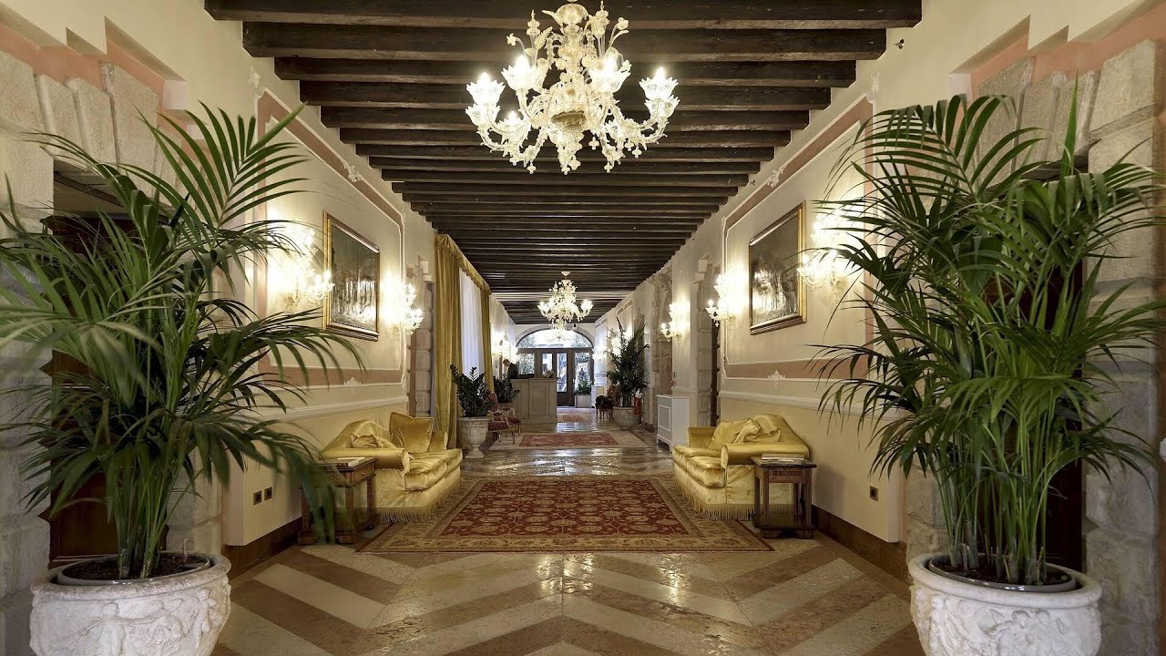 Hotel Ai Cavalieri di Venezia, Venice, Italy | Travel With Divya