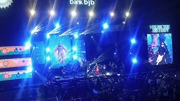 Lupa Lupa Ingat Kuburan Band