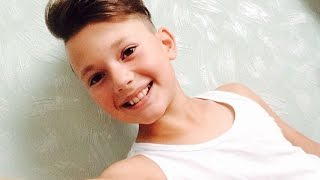 видео Как сделать модную прическу для мальчика