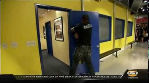 Tito Ortiz & Rampage Jackson vs Doors (New TUF Tradition ...)