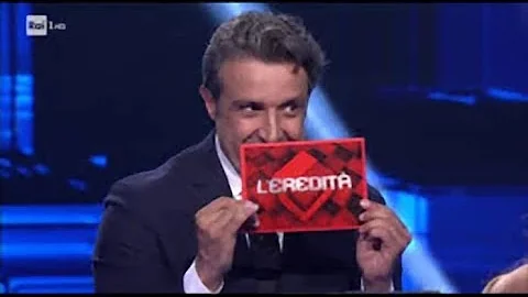 Quanto è alto e quanto pesa Flavio Insinna?