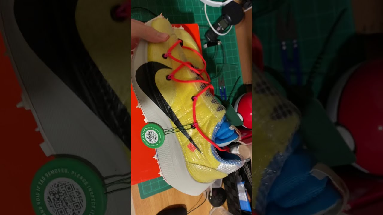 Off white x nike vapor street yellow