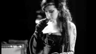 Video thumbnail of "Amy Winehouse - 'Round Midnight"