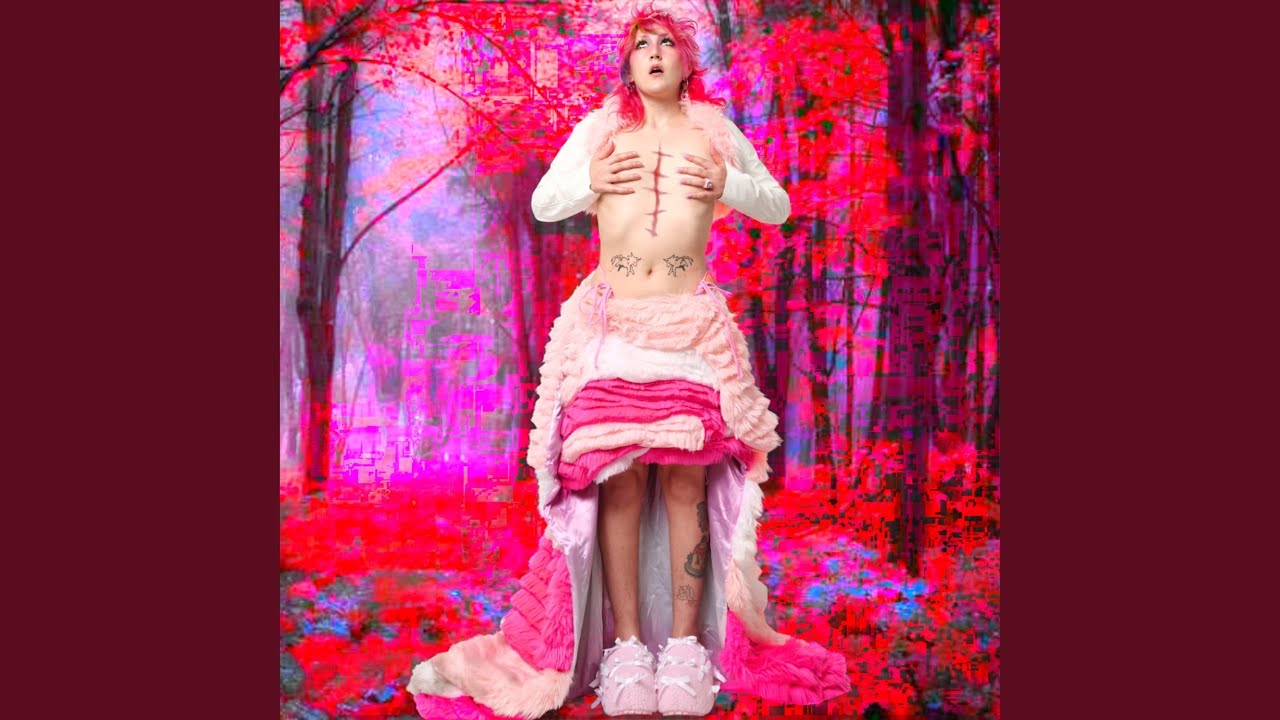 Смотреть «Dancer» на YouTube Смотреть «Dancer» на YouTube