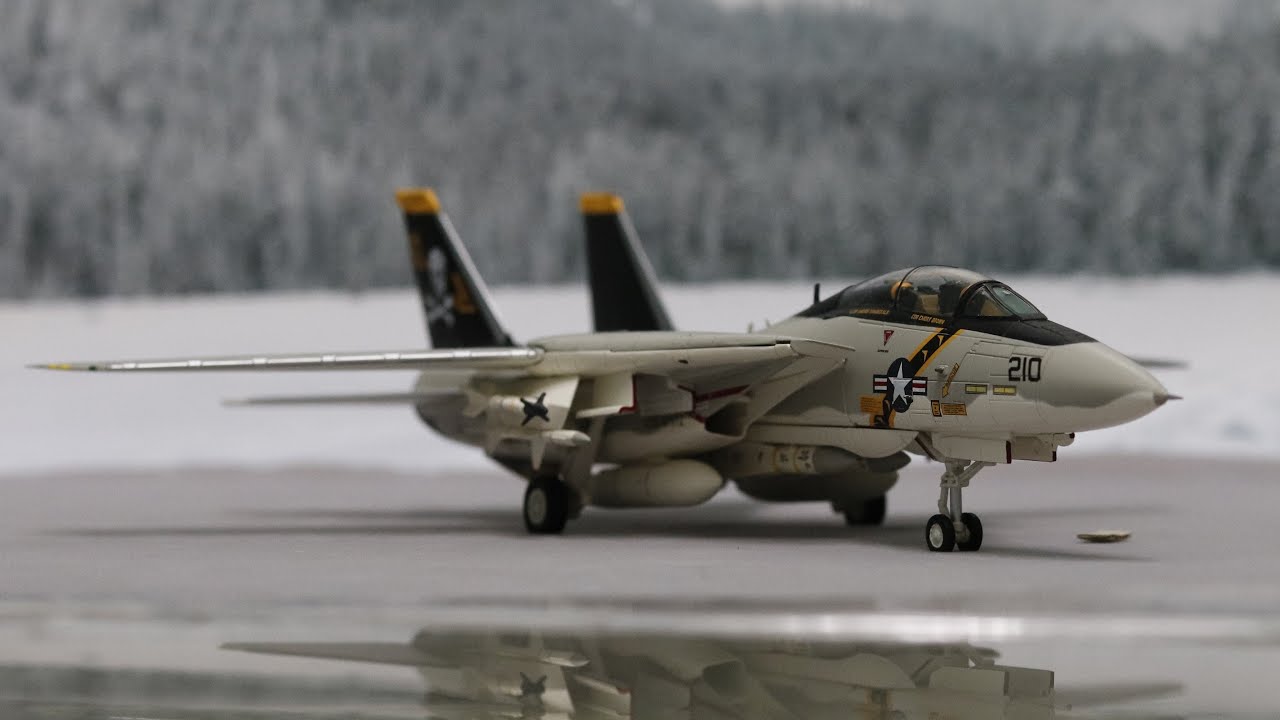 F-14A VF-84 Jolly Rogers AJ210 Hobby Master HA5240 - YouTube