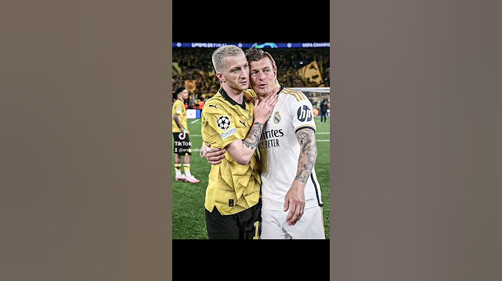 Real Madrid claim their historical 15th UCL trophy after beating Dortmund 2-0-#subscribe #football