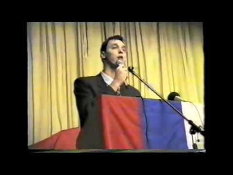 Aleksandar Vučić u okupiranoj Glini 1995