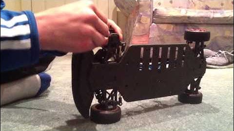 How To Remove/Replace An Axle On An Rc CAr
