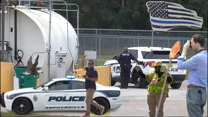 officer EUGENE HOWARD ZH449 don't STOP - He fuels ...