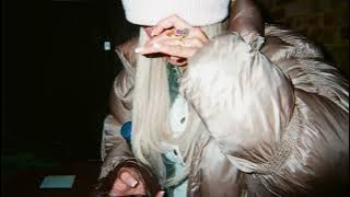 Skye Newman - Lonely Girl