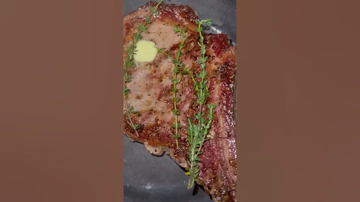 Cast-Iron Ribeye Steak w/Fresh Thyme