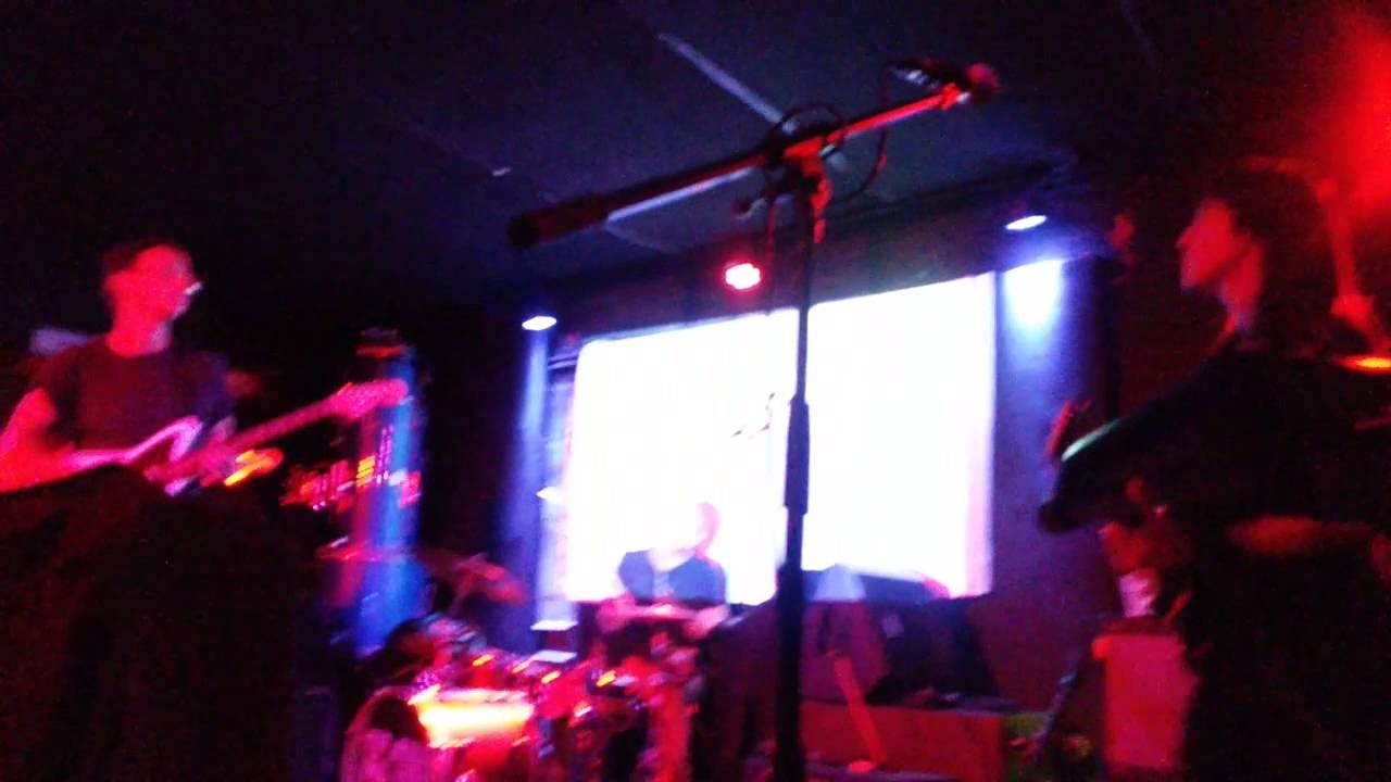 Trails & Ways - Dream About Me (Live at The Mercury Lounge)