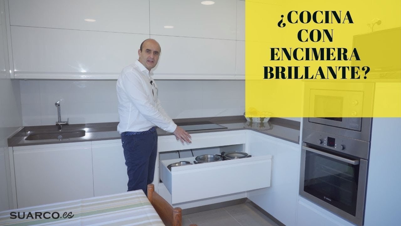 Cocina moderna blanca !! DEKTON sin tiradores -