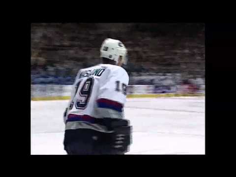 Canucks Classics: Markus Naslund's Penalty Shot Goal on Curtis Joseph