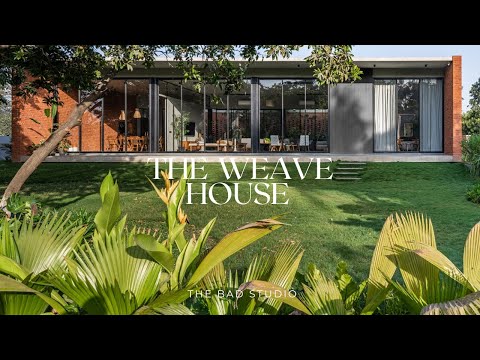 Video: Casa Contemporánea de Forma Rectangular que Exuda Transparencia en Brasil