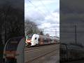 Doble composición de tren regional RRX