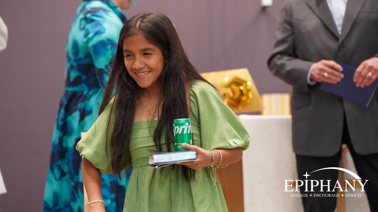 8th Grade Graduation 2025: Presentation of the Diplomas