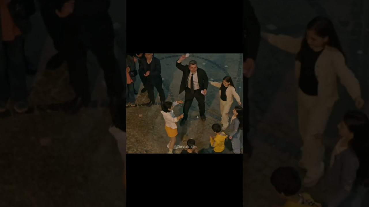 Ахахаха Месут больше всех радуется 😂😂🎊