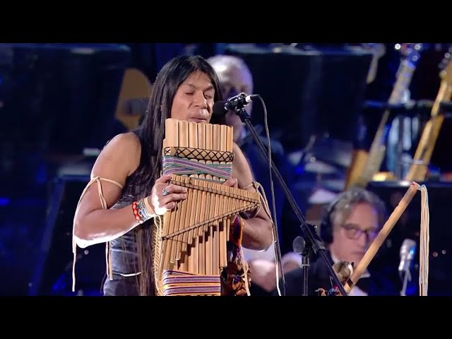 Leo Rojas live with Orchestra at Concerto di Natale 2019 - Official El Condor Pasa class=