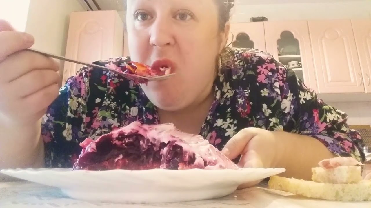 МУКБАНГ СУТРА ПО РАНЬШЕ СЕЛЁДКА ПОД ШУБОЙ