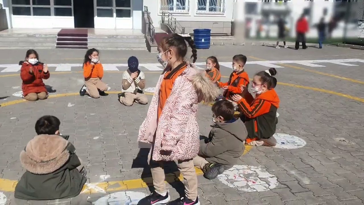 FORGOTTEN GAMES AND TRADITIONS 