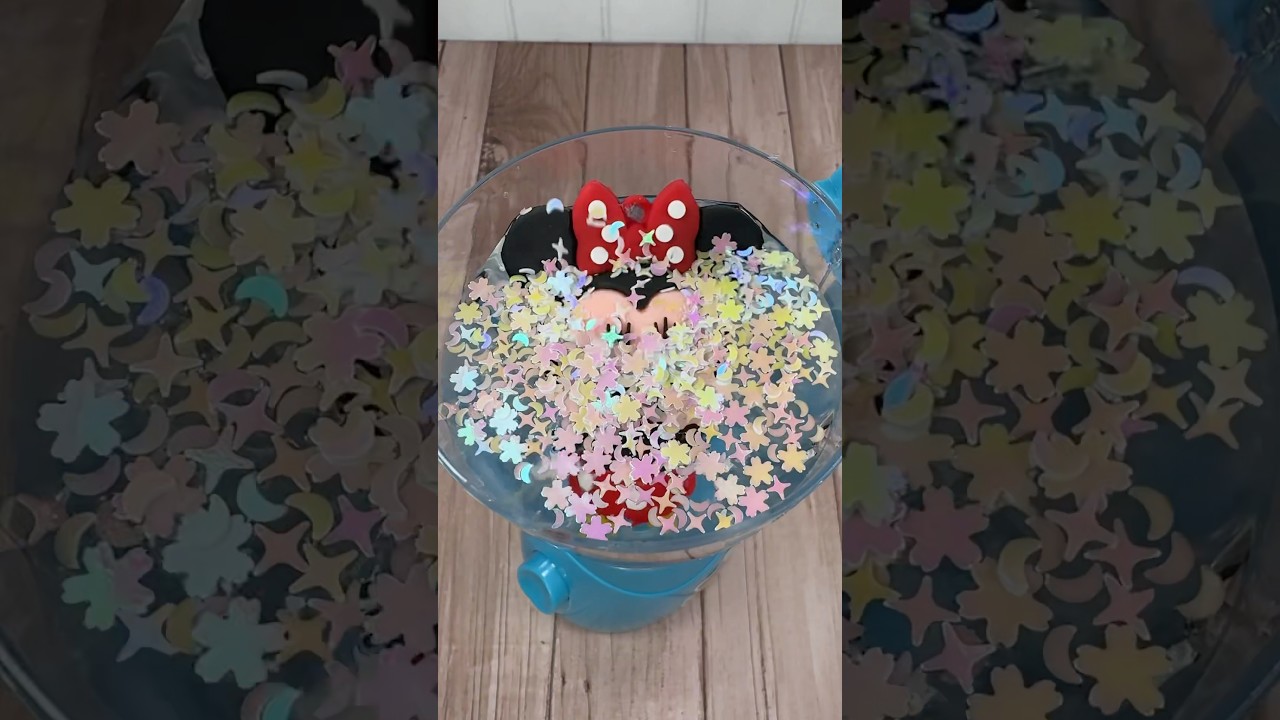 Minnie Mouse Bubble Bath Time 🌈⏰