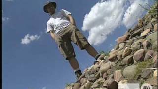 The Clodhopper Report, Episode name: Pickin' Rock