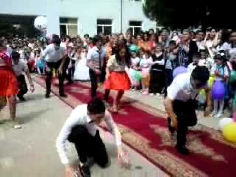 Sumqayit 5 Nomreli mekteb Flash Mob 11R_Son Zeng 2013