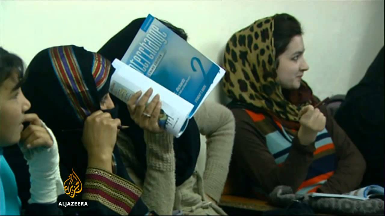 المال يشكل عائقاً أمام تعليم الفتيات الأفغانيات