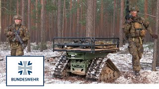 Unbemannte Fahrzeuge unterstützen Infanterie bei Angriff | Bundeswehr