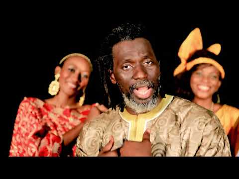 Putar La porte de l'histoire - Tiken Jah Fakoly