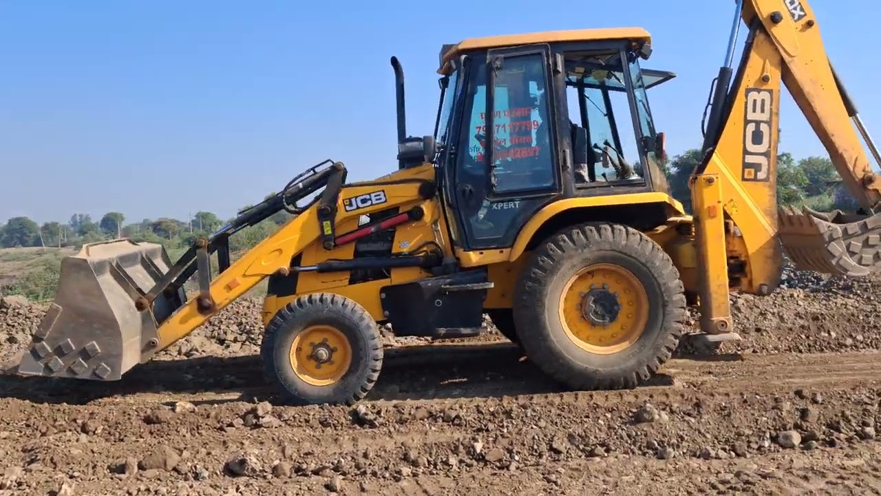 JCB 3dx eco xpert 49hp backhoe loader working leveling for more materials 