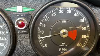 1969 Jaguar E-type idle