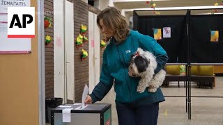 Lithuanians cast their votes in presidential election