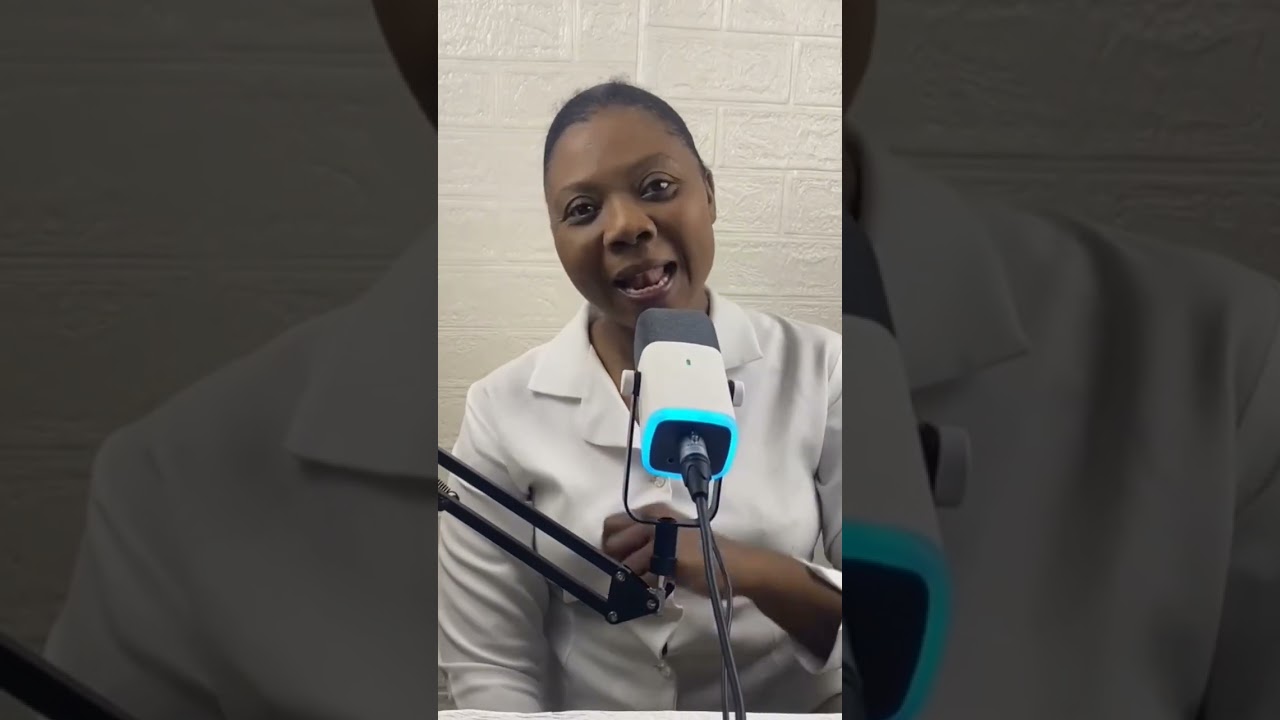 # HealTh Tips # usa # sante  Gerdha lakay how much water should a man drink daily?