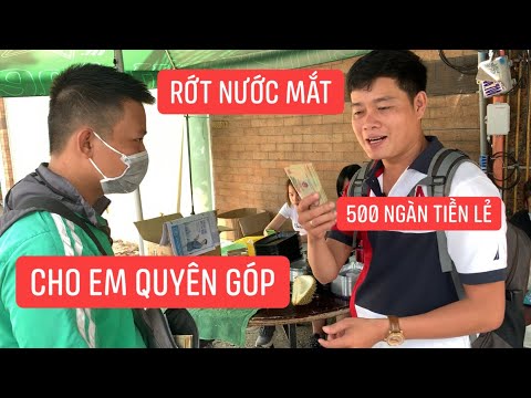 Video Đang bán sầu riêng, em trai xe ôm đưa cọc tiền lẻ giúp... - youtube