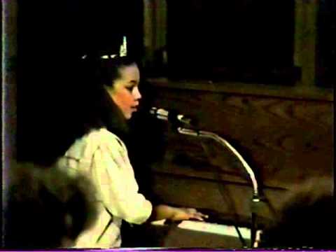 Young Alicia Keys "This One&rsquo;s For The Children" (1990)