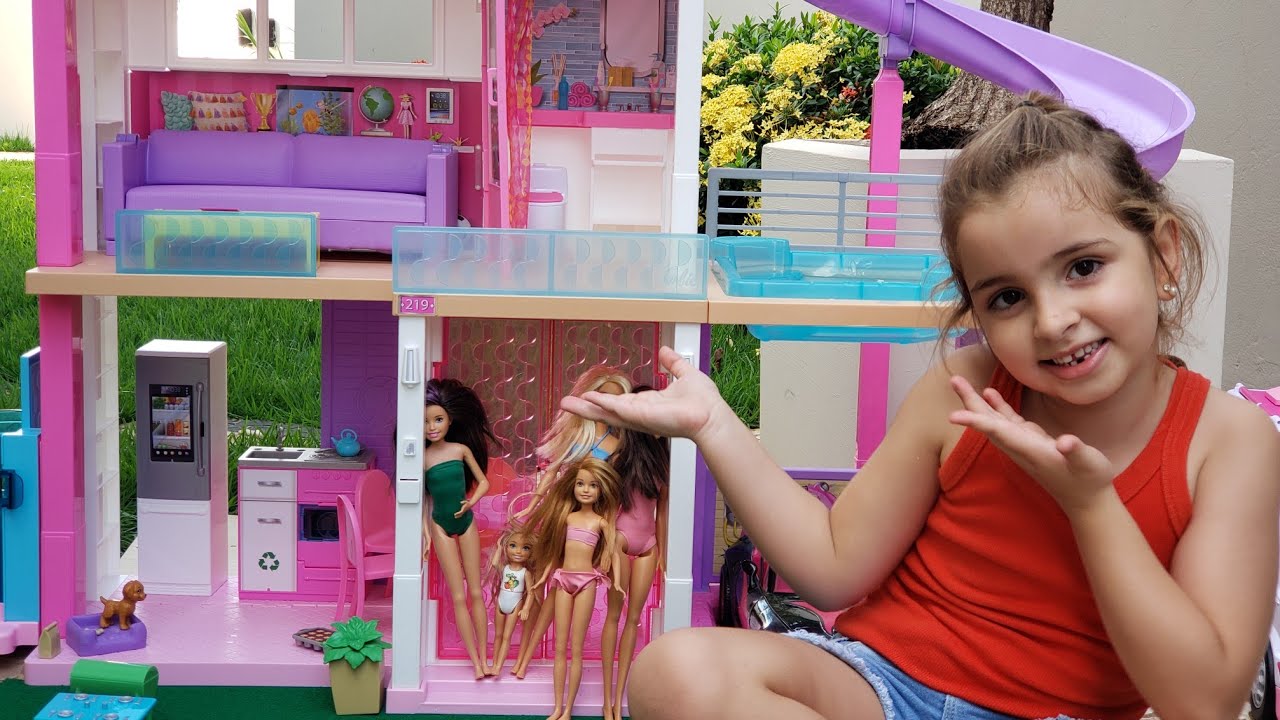 Barbie Estrela: Um Sonho de Casa - Brincando de casinha!