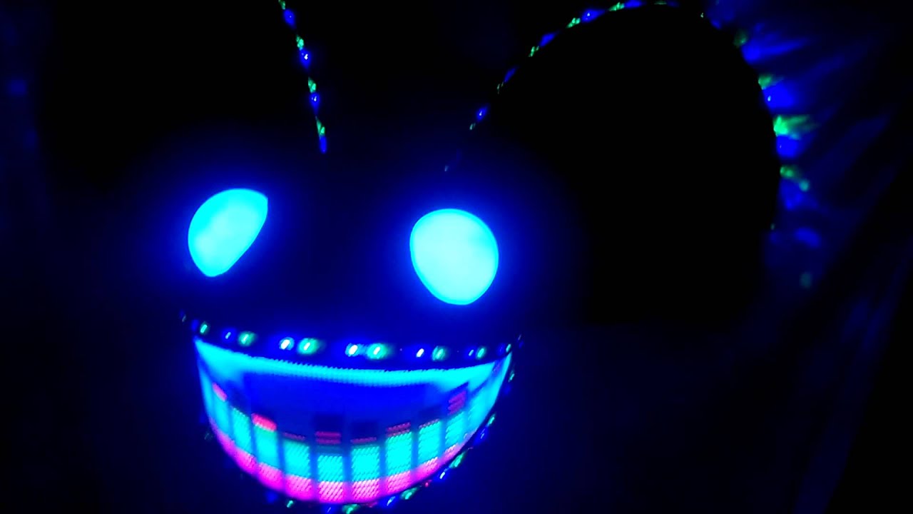 Black Mau5 head with LED & Sound activated mouth