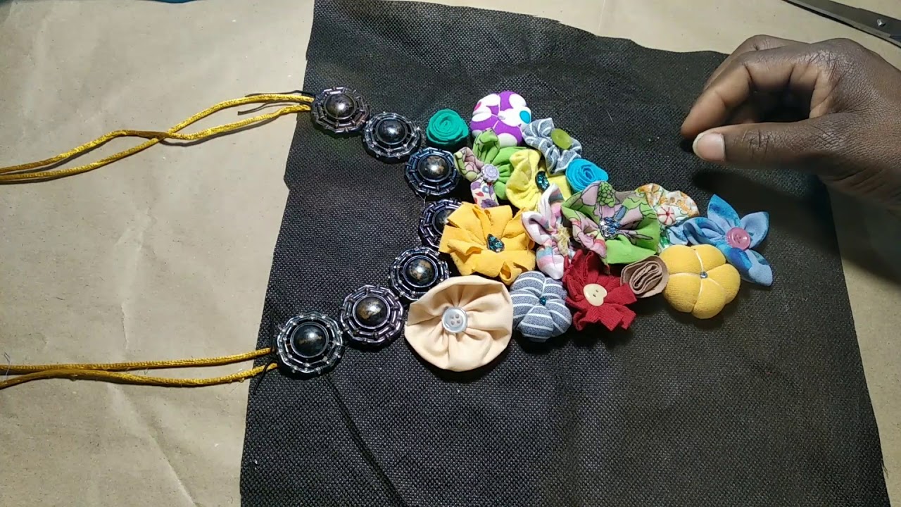 Collar con Flores de Tela reutilizadas II Fabric earing।। Fabric Jewellery