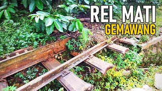 Jalur Rel Mati yang Melewati Pengusaha Batik Tulis Kuno