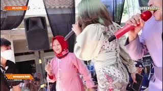 ADE ASTRID ~ ALOLOLO SAYANG