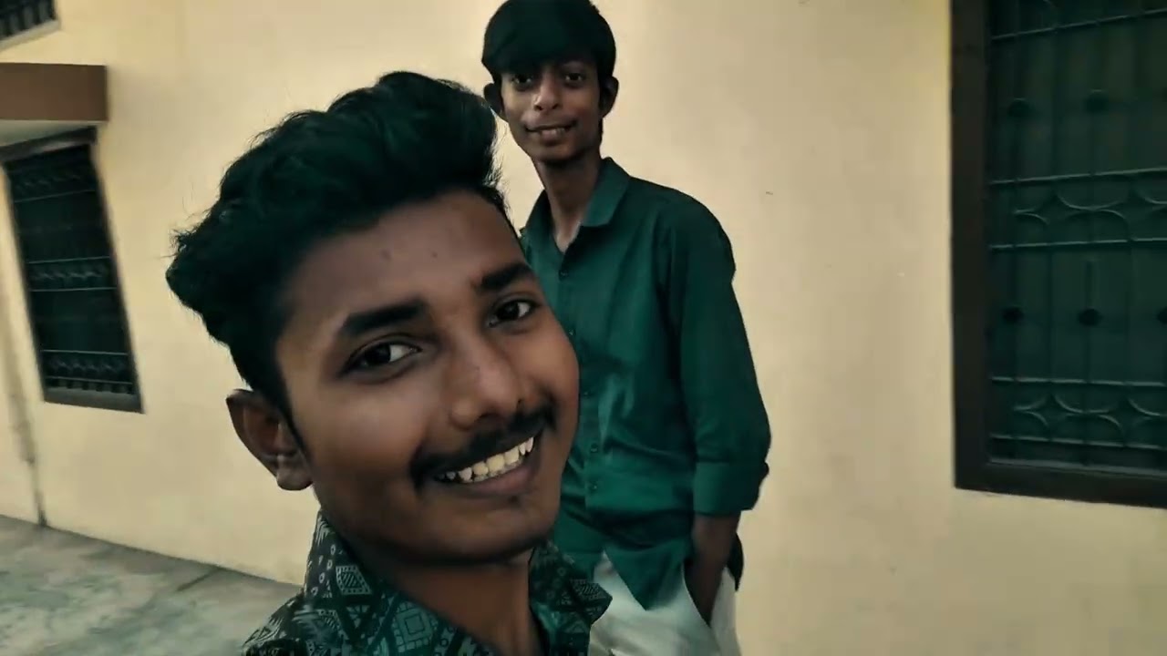 Hello dosto ham aaye the jalore bstc ka foram bhrvane k liye 