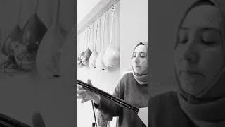 Evlerinin Önü Yonca