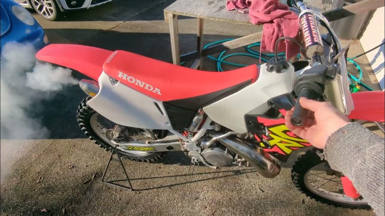 1996 CR250 first start after rebuild - YouTube
