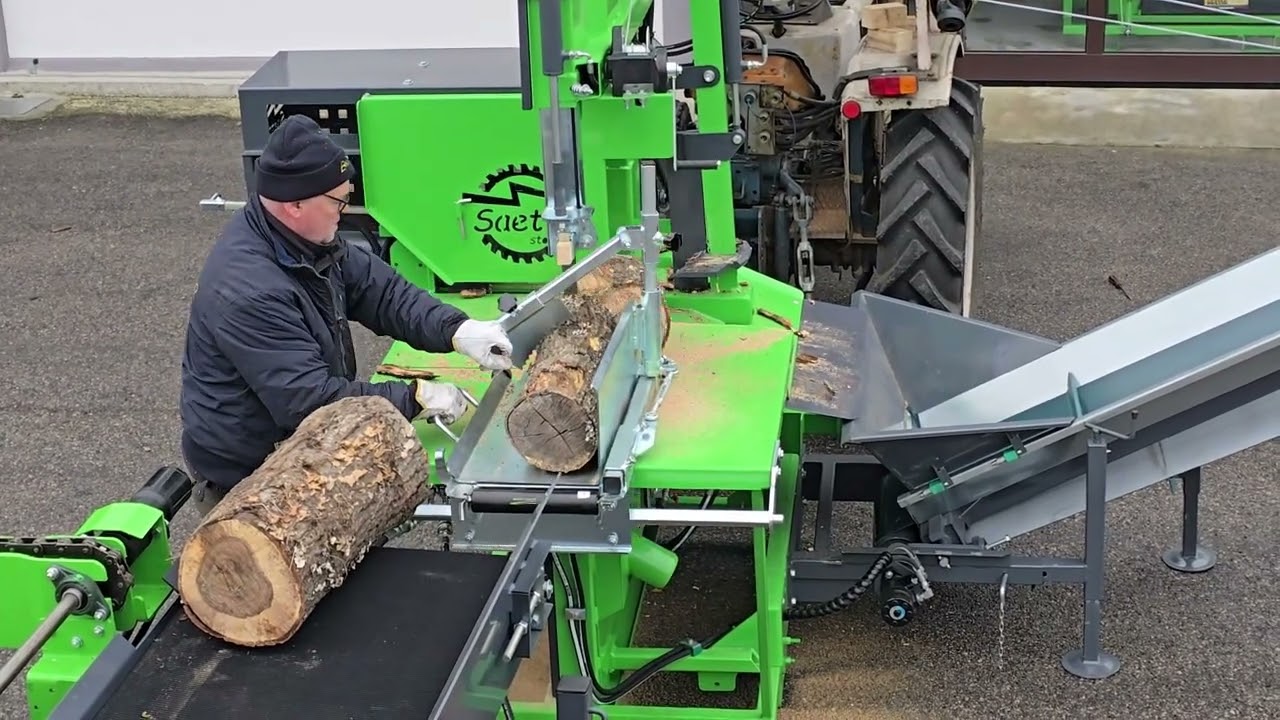 Mini impianto per la lavorazione della legna: trasportatore a catena e Saetta 850 combinata