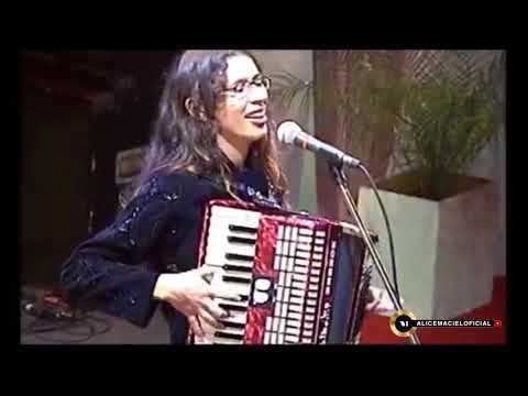 Alice Maciel- BARREIRA/